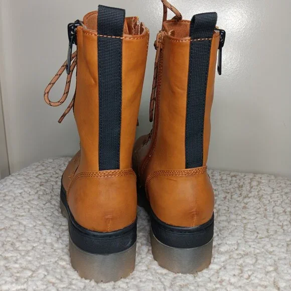 Mia Colin Lug Sole Faux Leather Combat Boots 7.5 - Picture 4 of 10